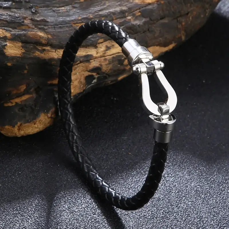 Armbänder